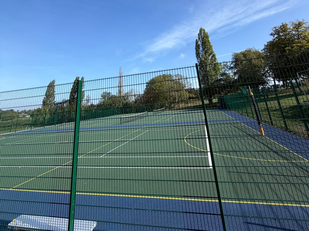 Las pistas deportivas de Aldenham School